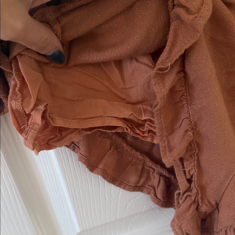 Le Lis shimmery Terracotta Long Sleeve Romper - Picture 6 of 8